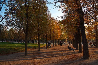 秋パリ